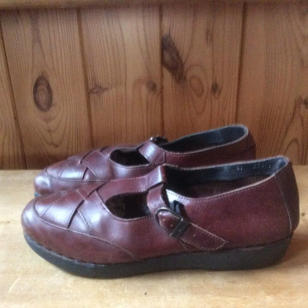 Zeeta Cinnamon Mary Jane Leather Buckle Shoes Size 41-US 9.5 - Picture 5 of 7